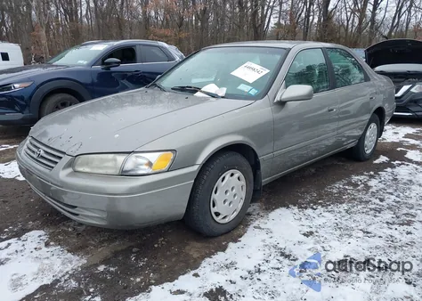 1998 Toyota Camry Le из США, поврежденный, VIN 4T1BG22KXWU360078